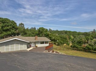6925 Oak Estates Dr, Salinas, CA 93907