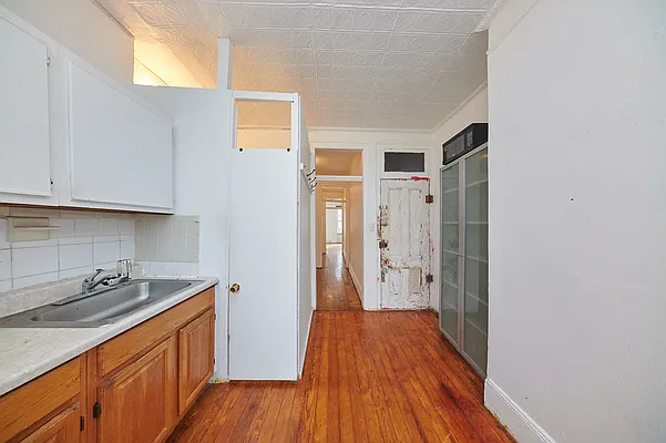 Rented by Voro NYC | media 33