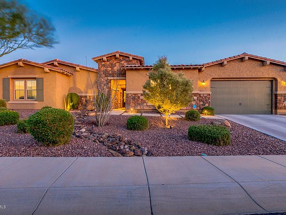 2nd image of 5809 E Calle De Las Estrellas