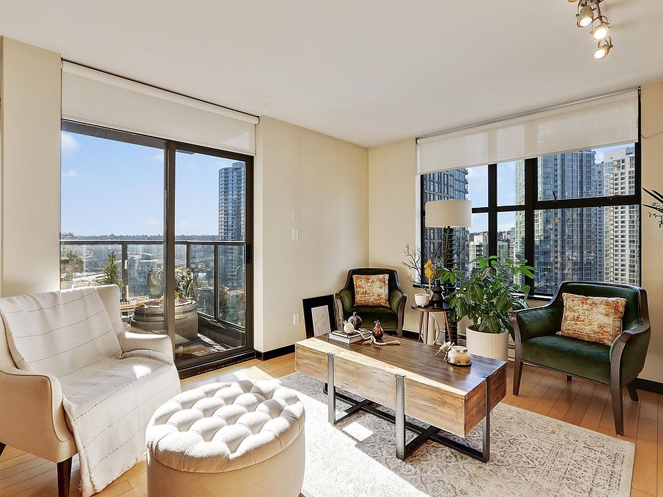 1st image of 989 Beatty St #1506