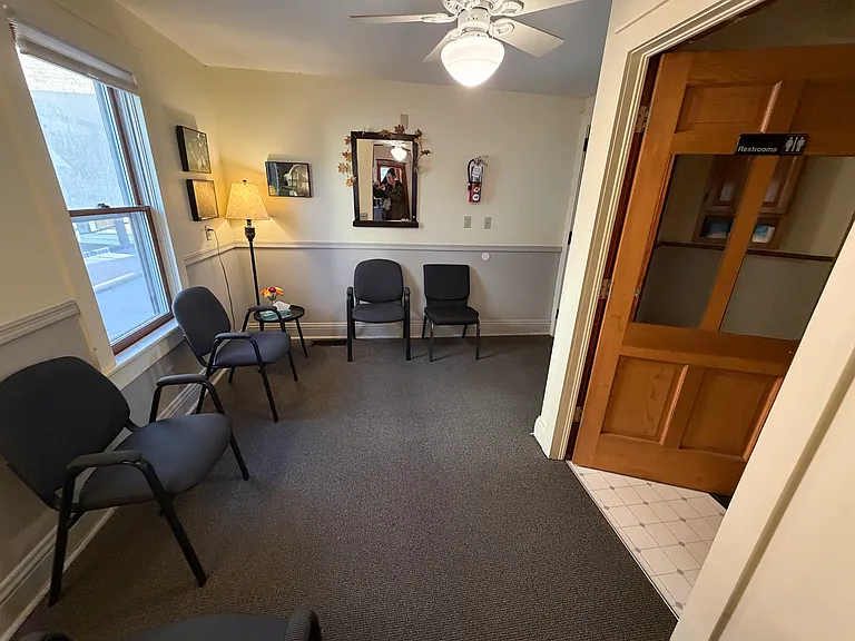 616 E Bloomington St — Photo 15