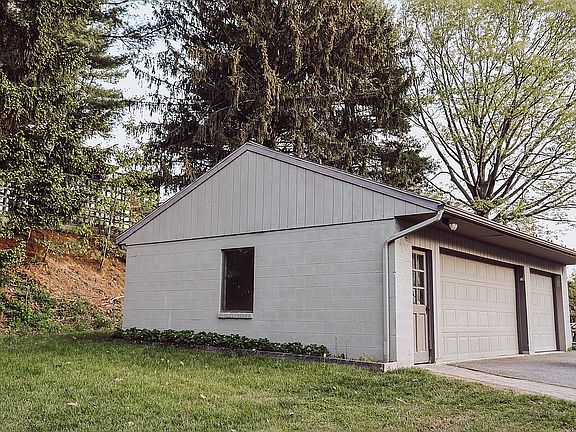 Three-Car Garage