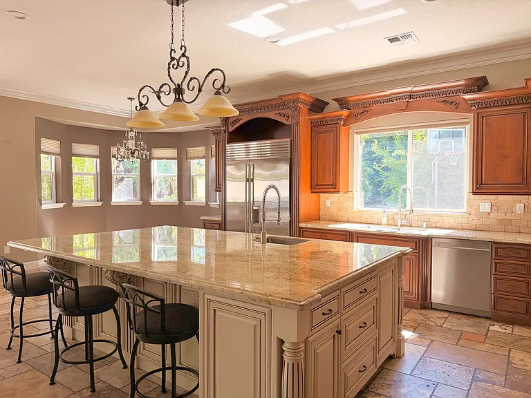 3474 Castle Creek Ct — Photo 10