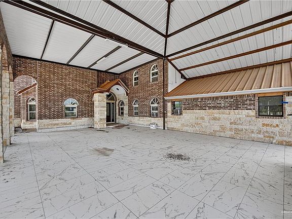 4th image of 8511 N Bentsen Palm Dr