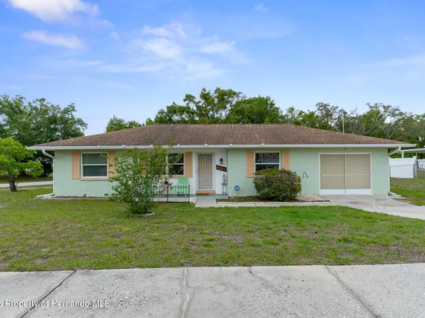 5121 Springwood Rd, Spring Hill, FL 34609