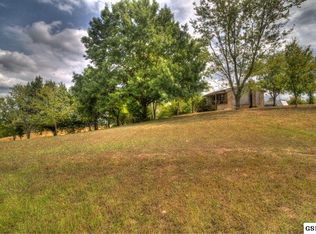 1606 Myers Rd, Sevierville, TN 37862