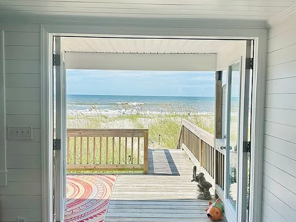 226 Ocean Blvd E, Supply, NC 28462