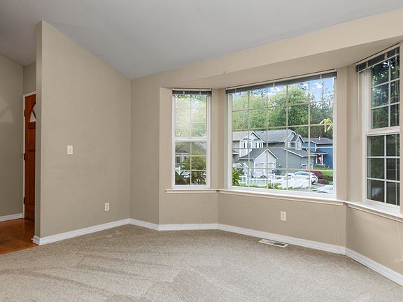 955 NE Winston Dr Bremerton 98311_004_05022024