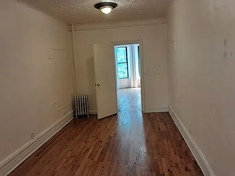 832 Washington Ave #4R — Photo 11