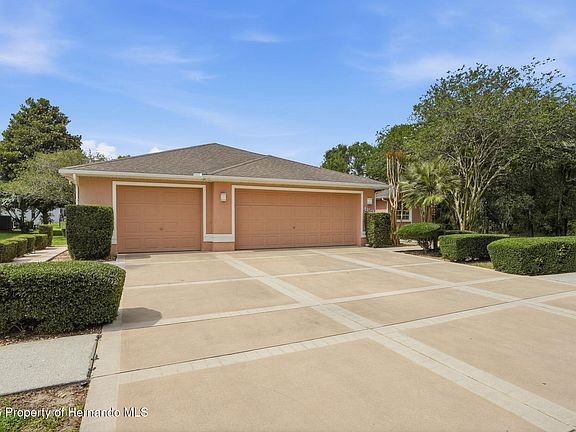 2nd image of 4159 Saint Ives Blvd