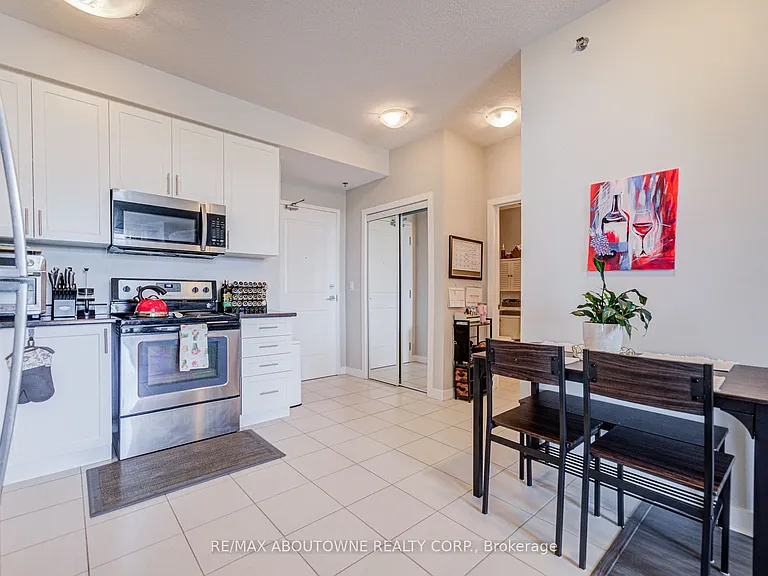 2490 Old Bronte Rd #219 — Photo 14