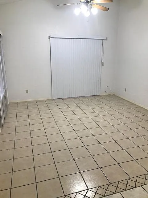 3 bed, 1250 sqft, $1,500 — Photo 3