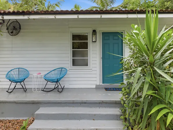 1109 NE 118th St, Biscayne Park, FL 33161