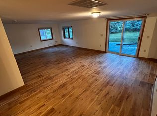 330 Weis St #D, Allenton, WI 53002