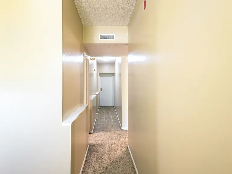 415 N 41st Ave — Photo 5