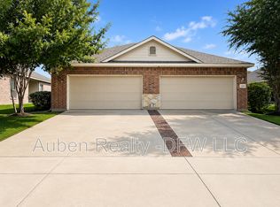 1330 Piedmont Dr, Mansfield, TX 76063