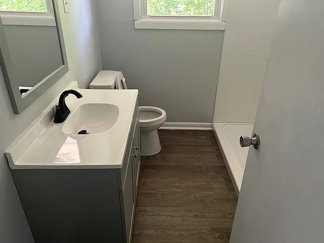 229 Yorktown Rd — Photo 8