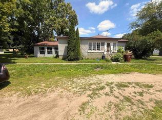 304 W Elba St, Perrinton, MI 48871