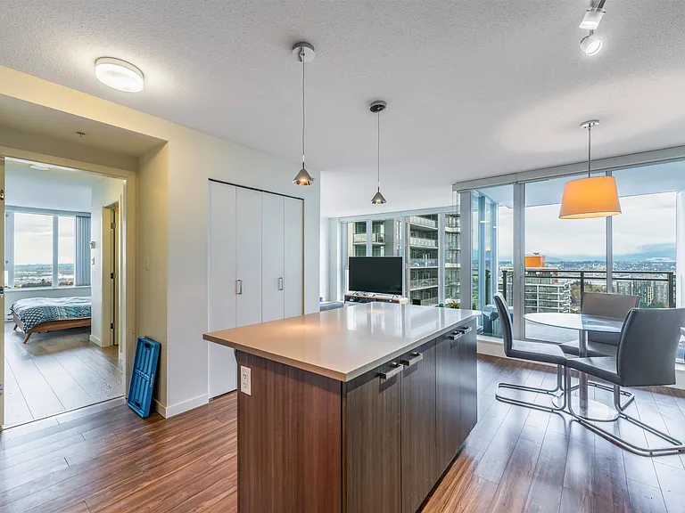 13325 102a Ave #3502 — Photo 2