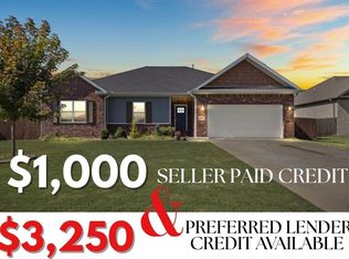 511 Captain Stockton St, Prairie Grove, AR 72753