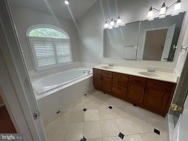 8845 Eagle Rock Ln — Photo 21
