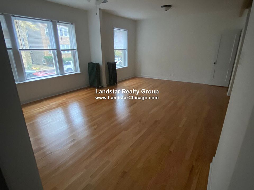1st image of 4700 N Sacramento Ave #1
