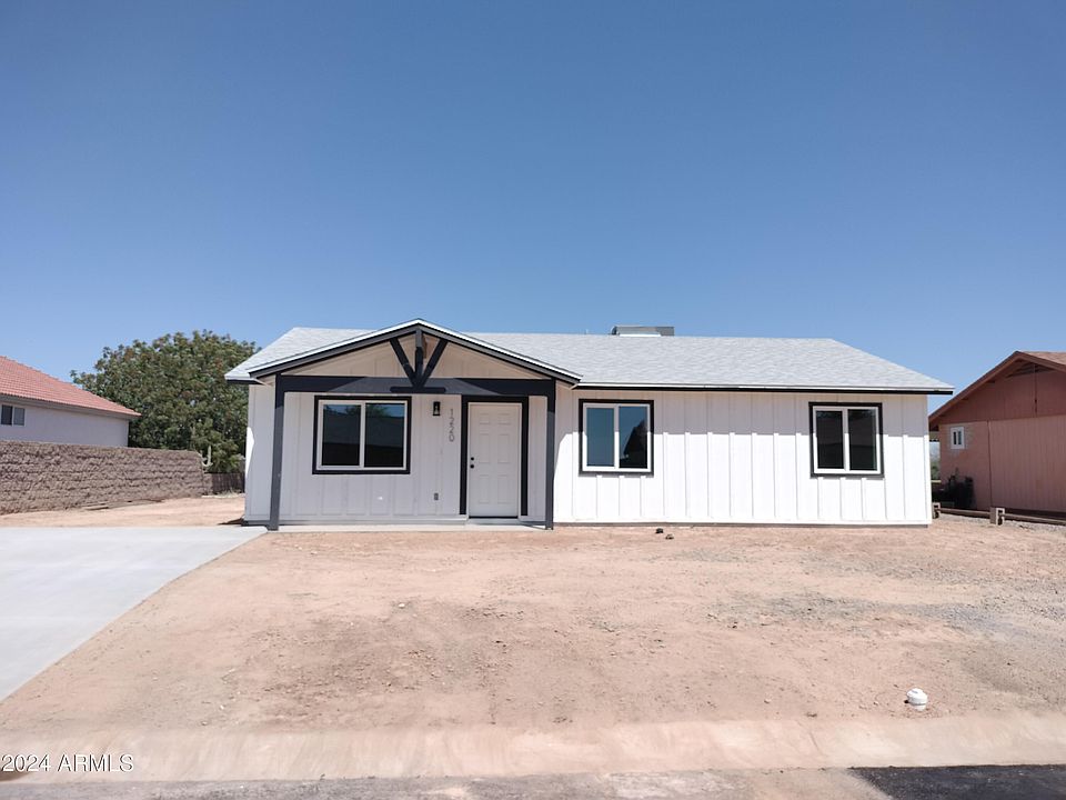 1st image of 1220 W Calle Tuberia --