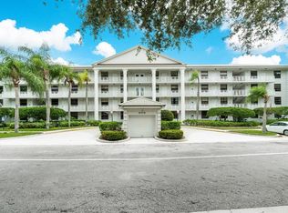 3710 Whitehall Dr APT 203, West Palm Beach, FL 33401