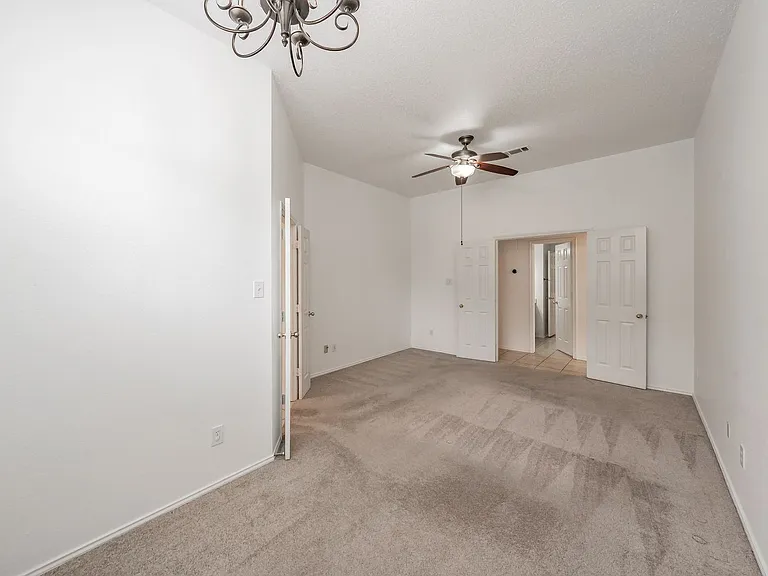 4728 Grant Park Ave — Photo 31