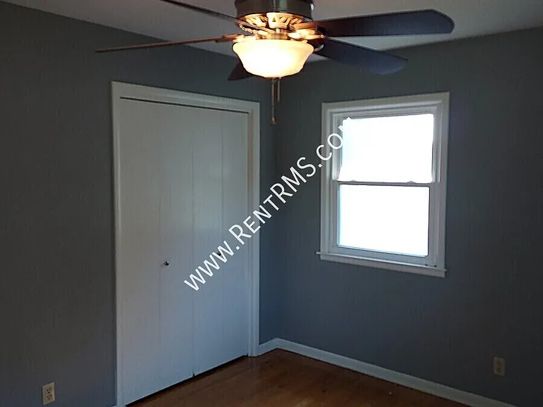 5317 SW 24th St — Photo 16