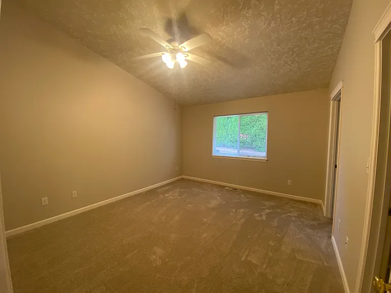 748 Mule Deer St NW — Photo 9