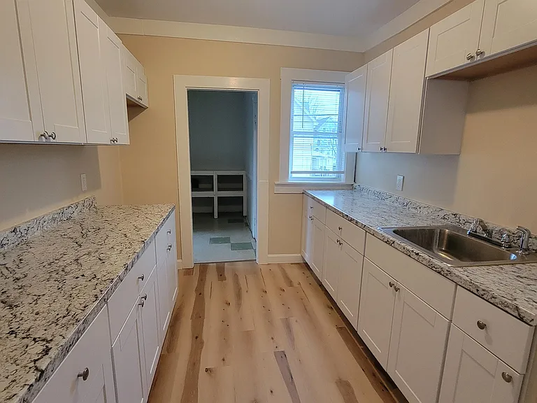 414 Cedar St — Photo 7