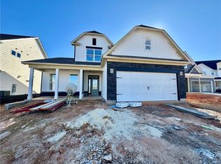 203 Coffee Ln, Hoschton, GA 30548