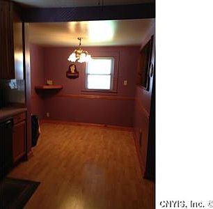 4th image of 525 Kenwick Dr