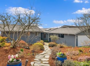 25838 75th Ave SW, Vashon, WA 98070