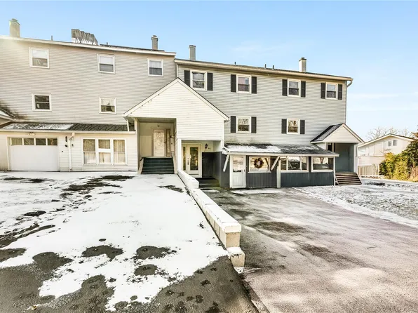 44 Windmill Road, Poughkeepsie, NY 12601