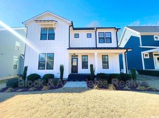 915 Olive St, Apex, NC 27502