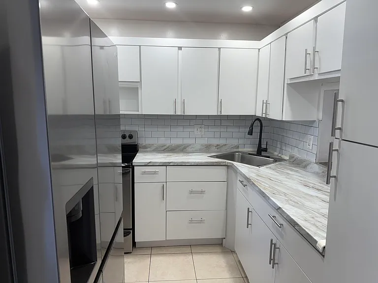 5750 NW 64th Ave #106 — Photo 2