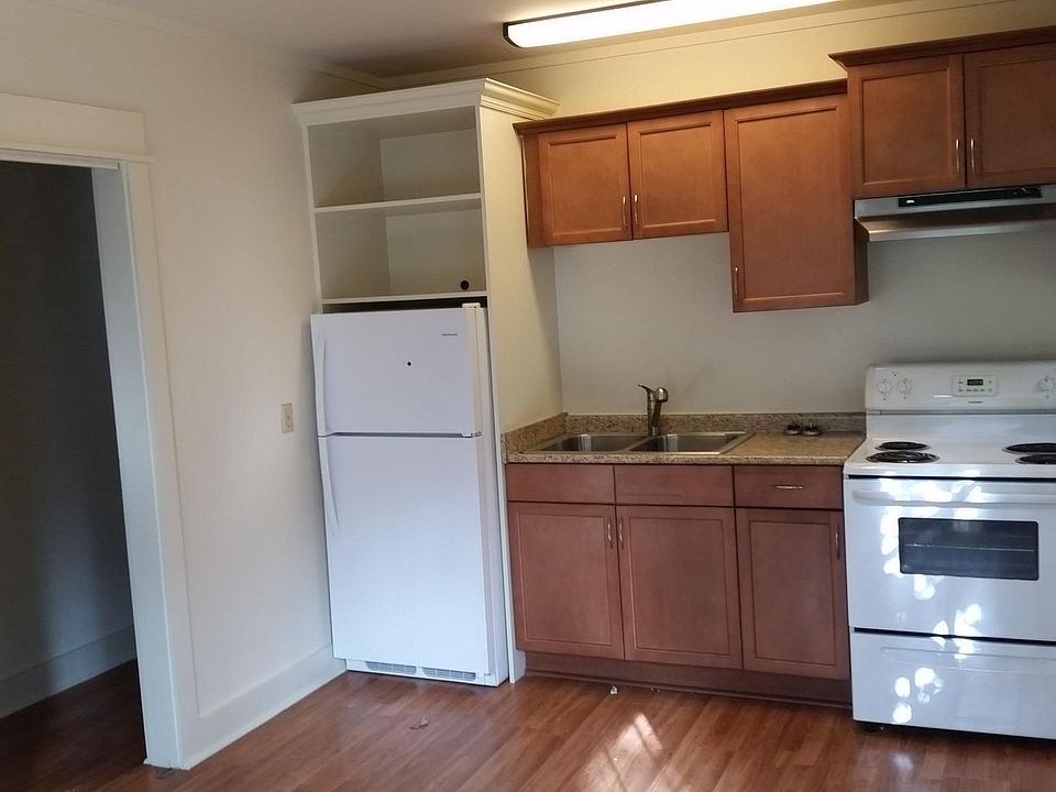 2nd image of 394 Lime House Rd