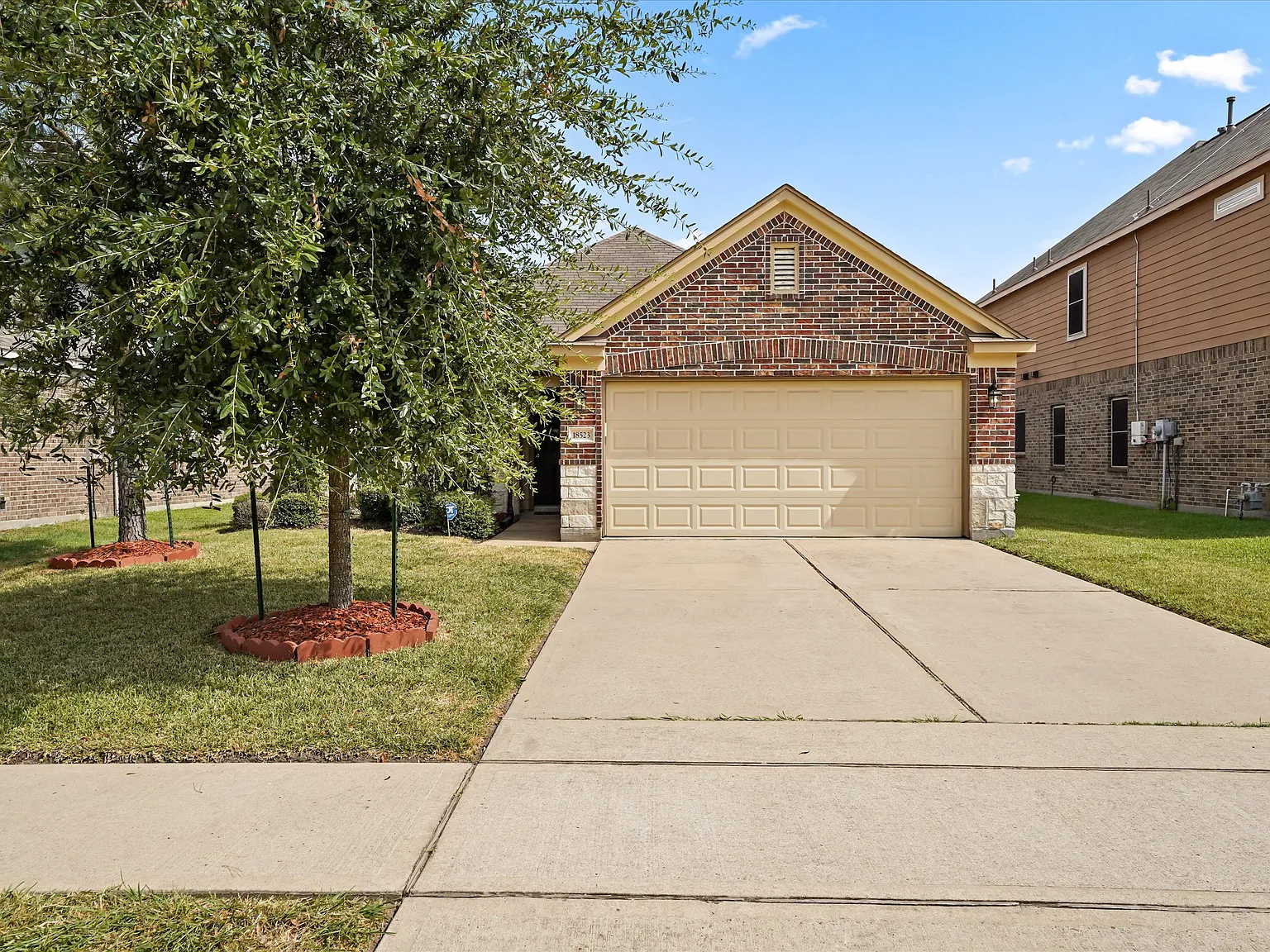 3 bed, 1786 sqft, $2,200 — Photo 1