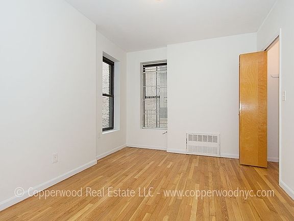 4th image of 1382 2nd Ave Front 2N