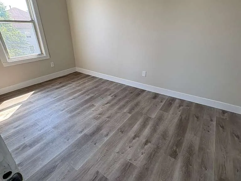 28 Wainwright St #1 — Photo 2