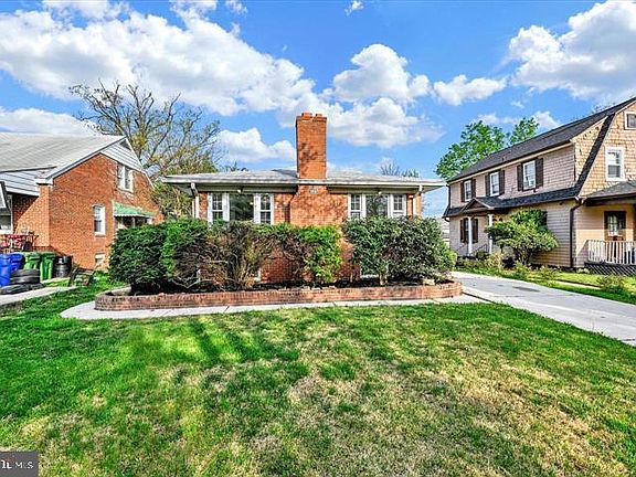 3rd image of 3814 Grantley Rd