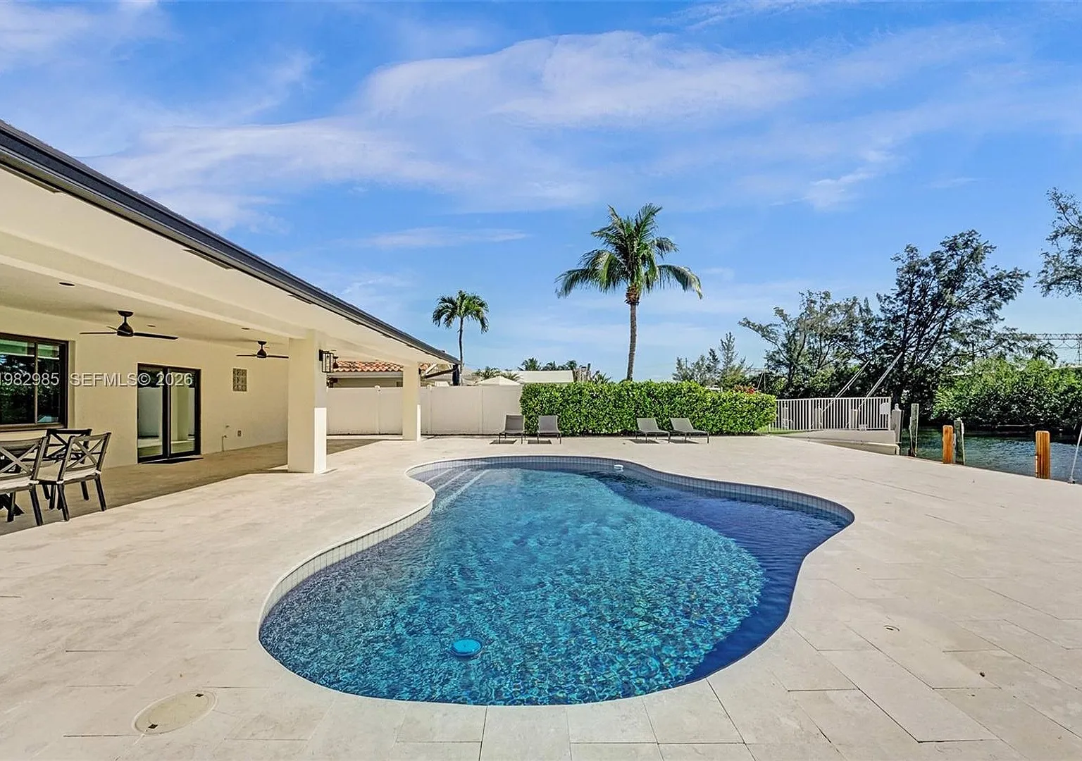 915 NW 7th Street, Dania Beach, FL 33004 — Photo 1
