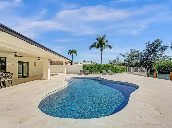 915 NW 7th St, Dania Beach, FL 33004