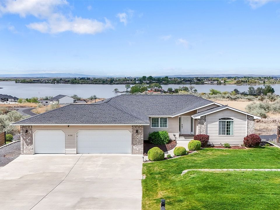 1st image of 426 Viewmont Drive SE