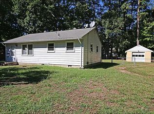 51 Whites Ln, Newport News, VA 23606
