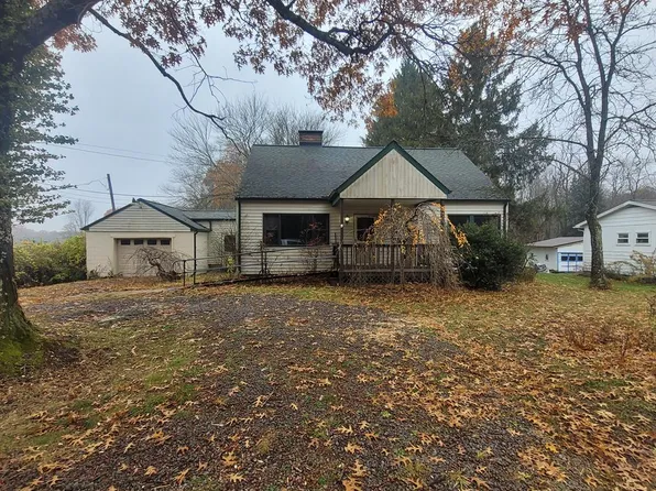 1322 Grandview Rd, Oil City, PA 16301