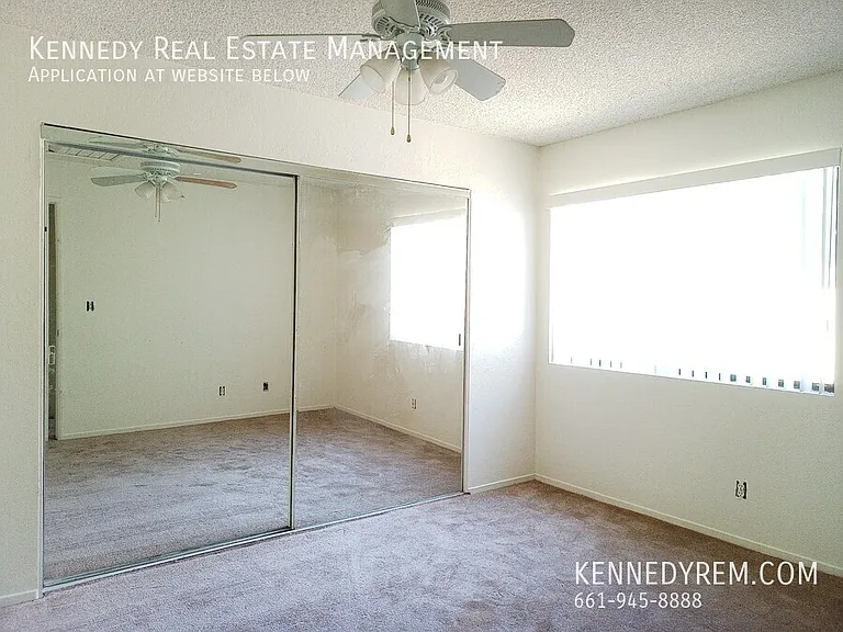 1328 W Avenue J #4 — Photo 10