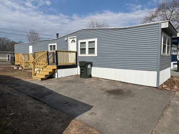229 Miller St #D6, Ludlow, MA 01056